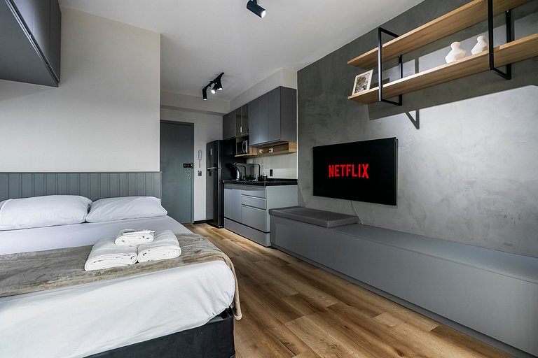 Studio Luxo e Vista Incrível + AC, Vaga e Piscina