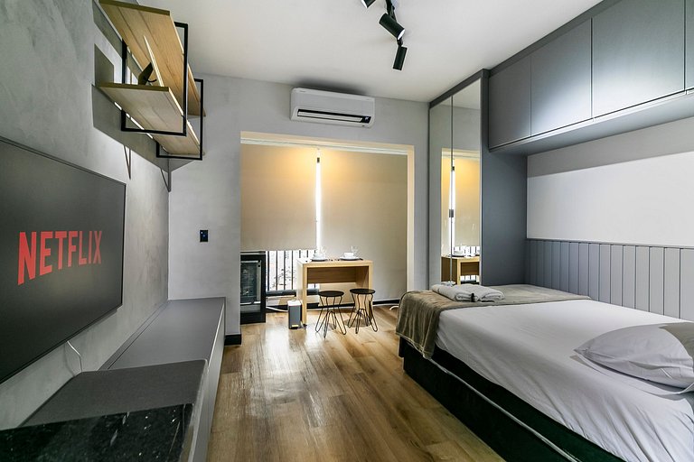 Studio Luxo e Vista Incrível + AC, Vaga e Piscina