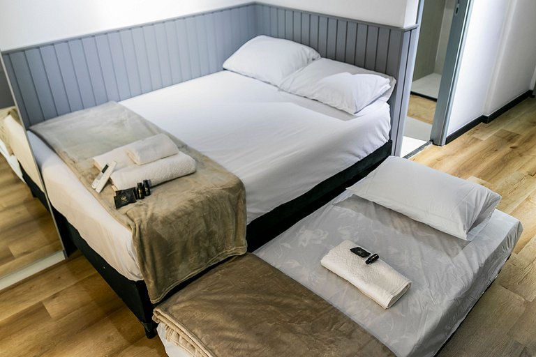 Studio Luxo e Vista Incrível + AC, Vaga e Piscina