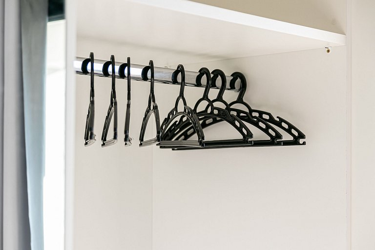 Studio c/ Ar Condicionado + Piscina e Metrô