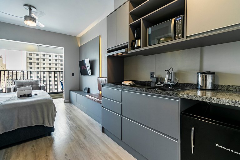 SP Luxo - Cama Queen - Andar Alto + Vaga e AC