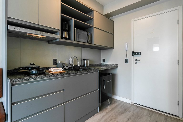 SP Luxo - Cama Queen - Andar Alto e AC