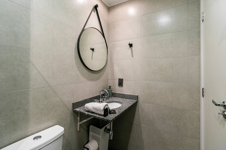 SP Luxo - Cama Queen - Andar Alto + AC e Piscina
