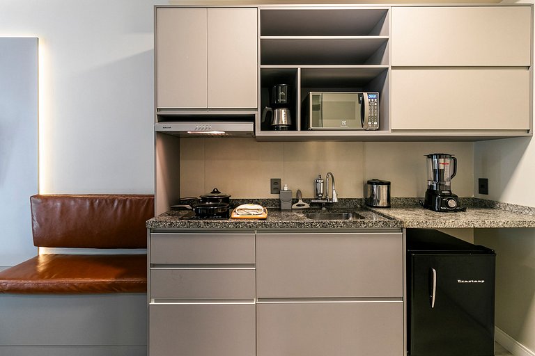 SP Luxo - Cama Queen - Andar Alto e AC