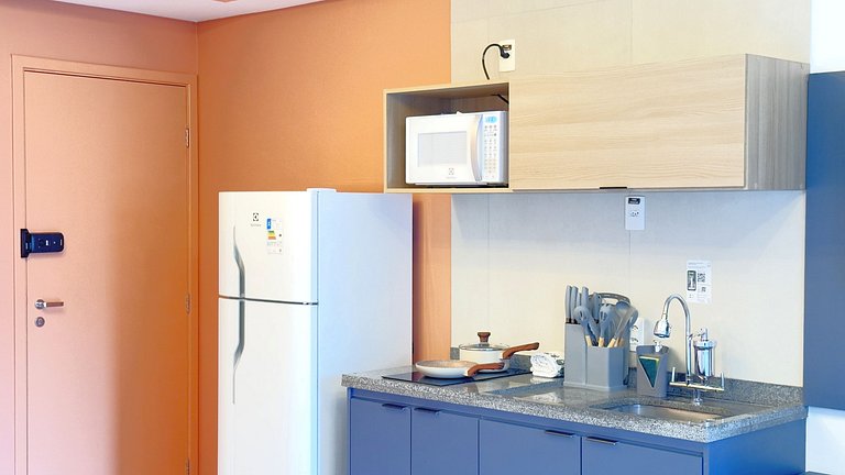 Studio Espaçoso, Metrô na Porta, Muito Conforto!