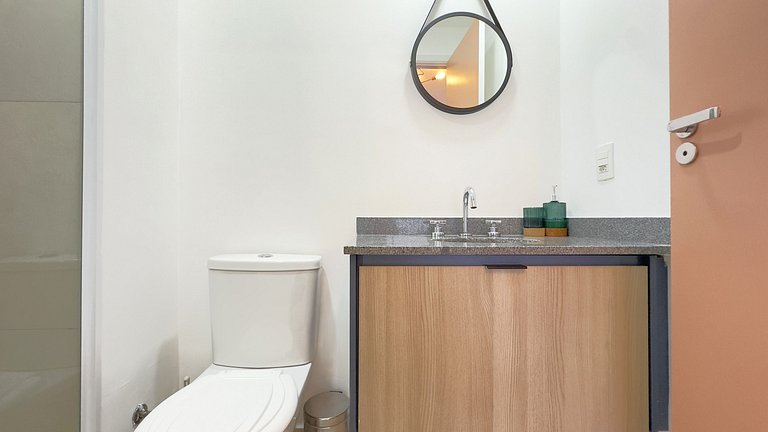 Studio Espaçoso, Metrô na Porta, Muito Conforto!