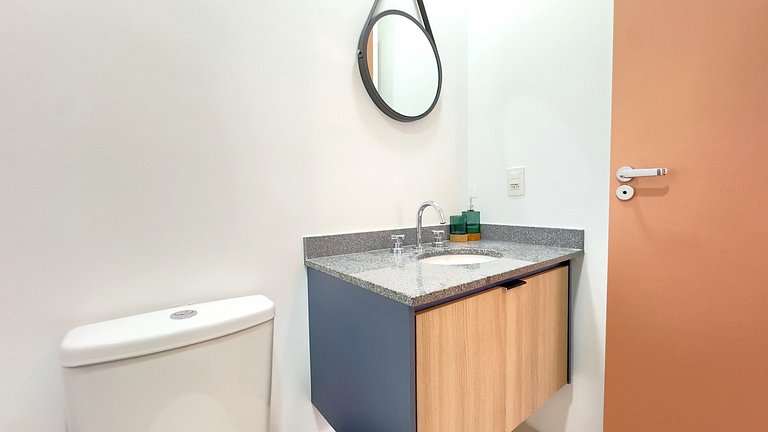 Studio Espaçoso, Metrô na Porta, Muito Conforto!