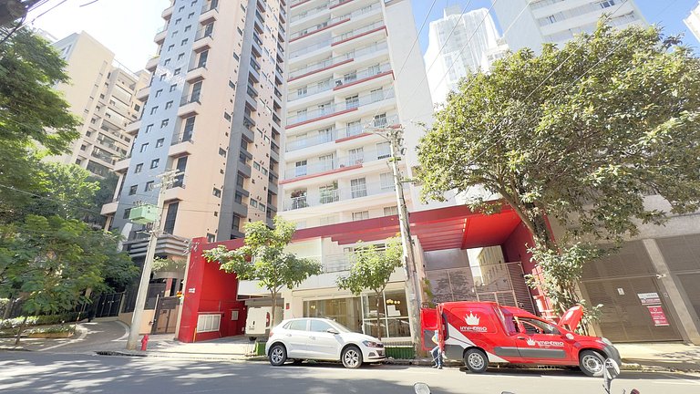 Apê Moderno - Metrô Oscar Freire - Pinheiros + AC