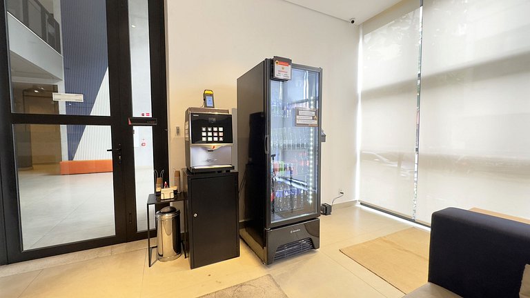 Studio amplo com 2 camas de casal – 20m do Metrô