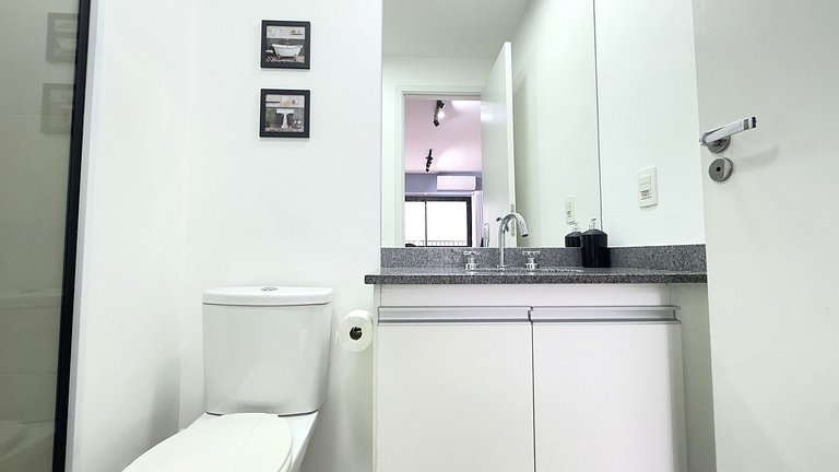 Studio amplo com 2 camas de casal – 20m do Metrô