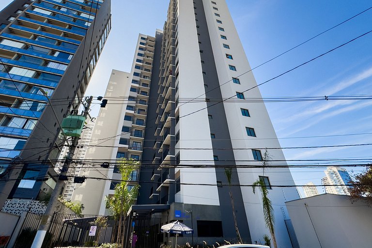 Luxo na Faria Lima + AC, Academia e Piscina