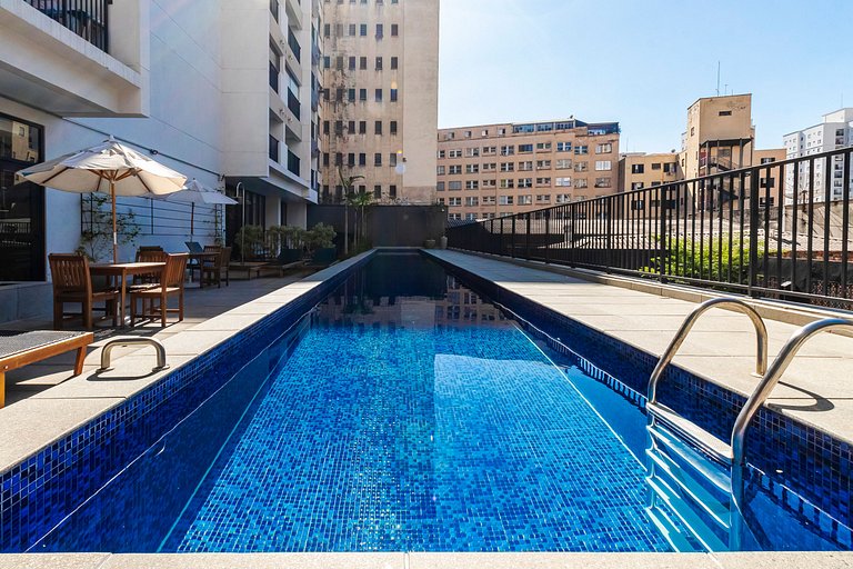 Studio Moderno C/ Vaga, AC, Piscina e Rooftop