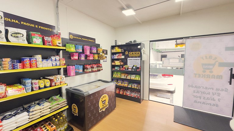Studio Exclusivo frente ao Metrô + Ar Condicionado