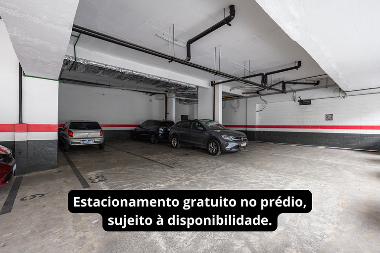 Studio Cama Queen 16º andar + AC, Piscina e Metrô