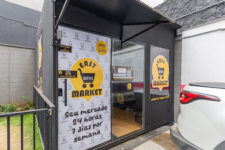 Studio Completo e Espaçoso + Metrô na Porta!