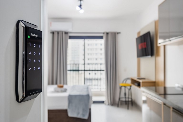 Studio Frente ao Metrô