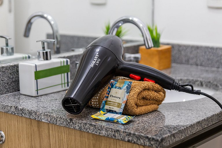 Studio Frente ao Metrô