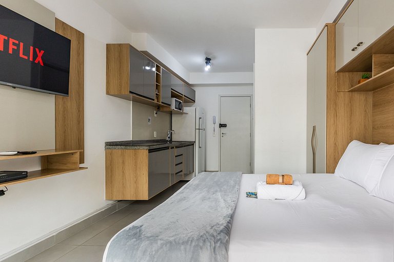 Studio Frente ao Metrô