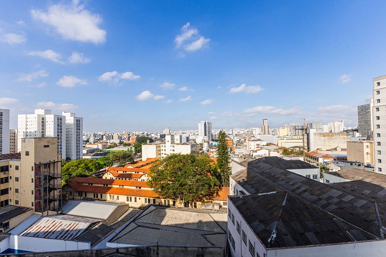 Studio Calmo no Centro + Vaga e Cond. Completo!