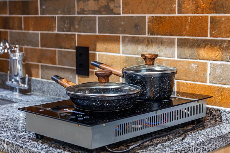 Studio Industrial Moderno + AC e Piscina!