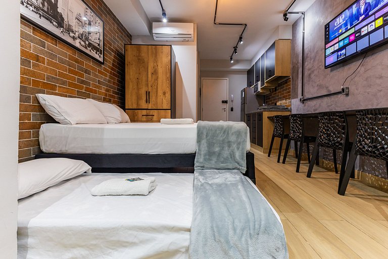 Studio Industrial Moderno + AC, Vaga e Piscina!