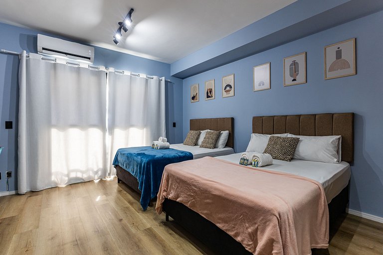 Studio amplo com 2 camas de casal – 20m do Metrô