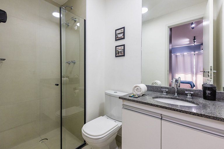 Studio amplo com 2 camas de casal – 20m do Metrô