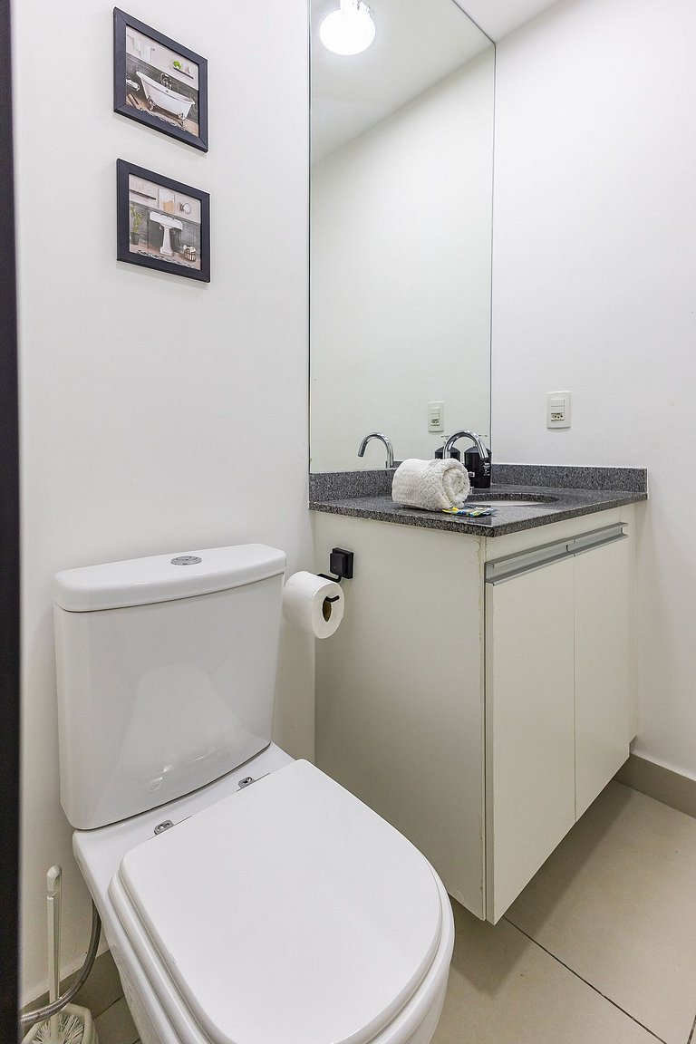 Studio amplo com 2 camas de casal – 20m do Metrô