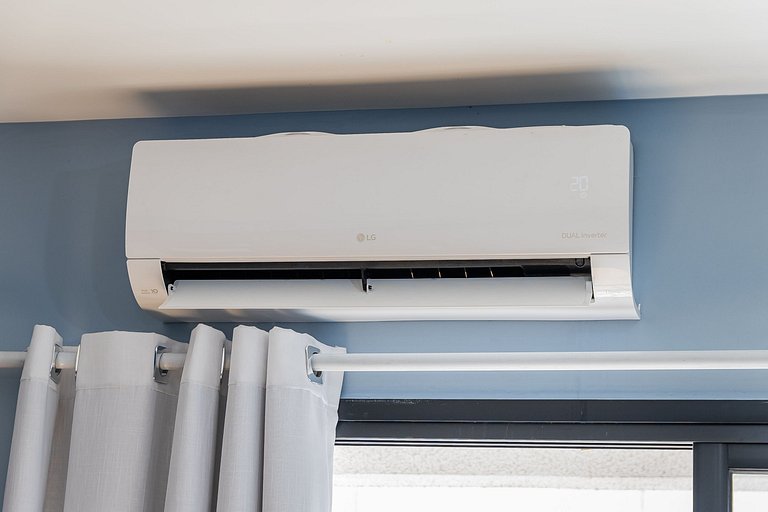 Studio amplo com 2 camas de casal – 20m do Metrô