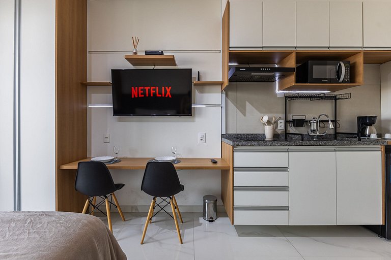 Studio Calmo no Topo de SP + AC + Piscina