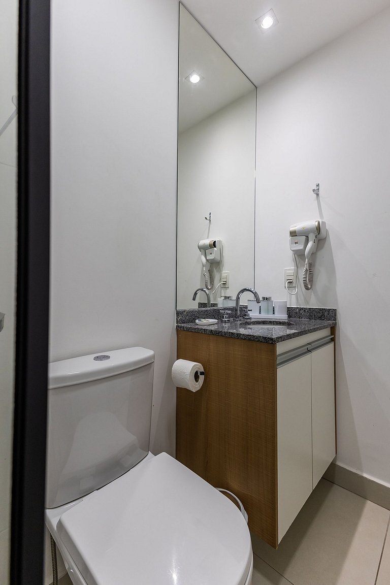 Studio Calmo no Topo de SP + AC + Piscina