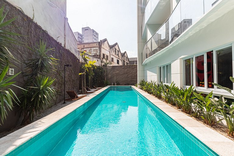 Você no topo de SP - Cama Queen + Ar Condicionado!