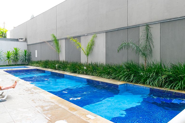Studio a 2 min. do metrô Brás + Academia e Piscina