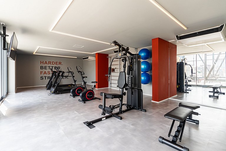 OY Frei Caneca ao lado do Shopping